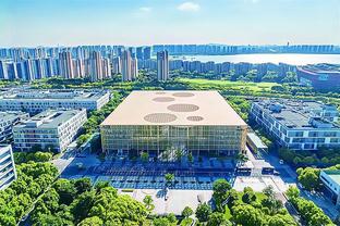 五大联赛尝试抢断50+球员中，索博斯洛伊和阿诺德成功率最低